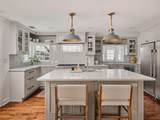 2412 Jarratt Ave - Photo 4