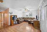 1107 Sturgis St - Photo 4