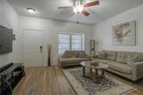1411 Gracy Farms Lane - Photo 2