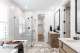 9304 Hamadryas Dr - Photo 17