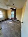 321 Front St - Photo 4
