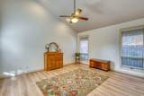 402 Meadowlakes Dr - Photo 18