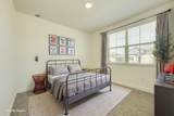 17813 Bassano Ave - Photo 17