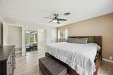 2118 Vanderbilt Ln - Photo 18