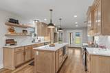 1037 Western Hills Rd - Photo 15