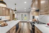 1037 Western Hills Rd - Photo 16