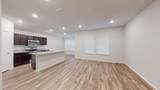 553 Hector Loop - Photo 3