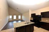 5725 Roderick Dr - Photo 4