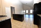 5725 Roderick Dr - Photo 7