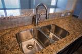 137 Lakeview Ct - Photo 4