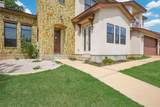 18400 Lakepoint Cv - Photo 2