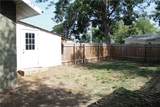 906 Haysel St - Photo 2