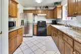 725 Green Valley Dr - Photo 10