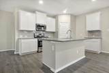 135 Lyndon Dr - Photo 4