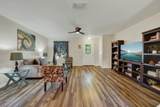 2106 Stonehaven Rd - Photo 4