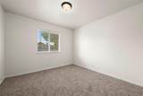701 Sparkling Brook Ln - Photo 19