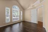 2104 Lobelia Dr - Photo 6