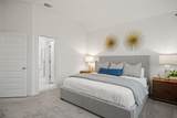 1004 Universal Dr - Photo 18