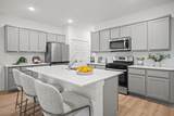 1004 Universal Dr - Photo 9