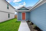 212 Surrey Oaks - Photo 2