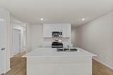 212 Surrey Oaks - Photo 7