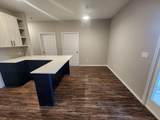 611 Carpenter Ave - Photo 4