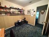 231 Harcourt Ave - Photo 17