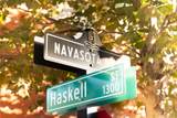 49 Navasota St - Photo 27