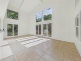 1202 Belmont Pkwy - Photo 6