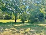 1009 18th St - Photo 2