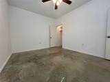 805 Hallie Cv - Photo 34