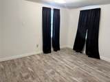 909 Market St - Photo 13