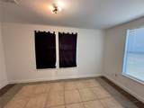 909 Market St - Photo 9
