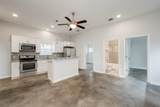 811 Gunter St - Photo 2