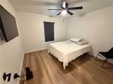1107 Neches St - Photo 10