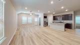 426 Isham Dr - Photo 3