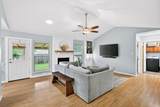 2005 Scofield Ln - Photo 6