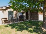 2411 Scott Dr - Photo 4