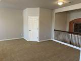 3008 Heathmount Dr - Photo 18
