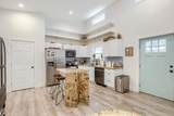 10213 Thomas Ln - Photo 22