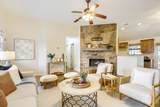10213 Thomas Ln - Photo 6