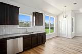 1017 Lago Azul Ln - Photo 10