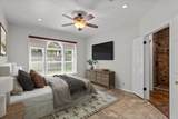 304 Marigold Ln - Photo 4
