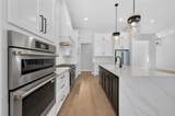 101 Lakeview Ct - Photo 6
