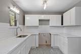 2411 6th St - Photo 8