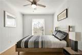 2401 Manor Rd - Photo 13