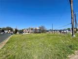 1700 Stassney Ln - Photo 2