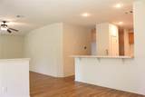 1811 Pflugerville Pkwy - Photo 13