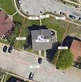 4504 Hunt Cir - Photo 2