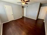 6910 Hart Ln - Photo 32